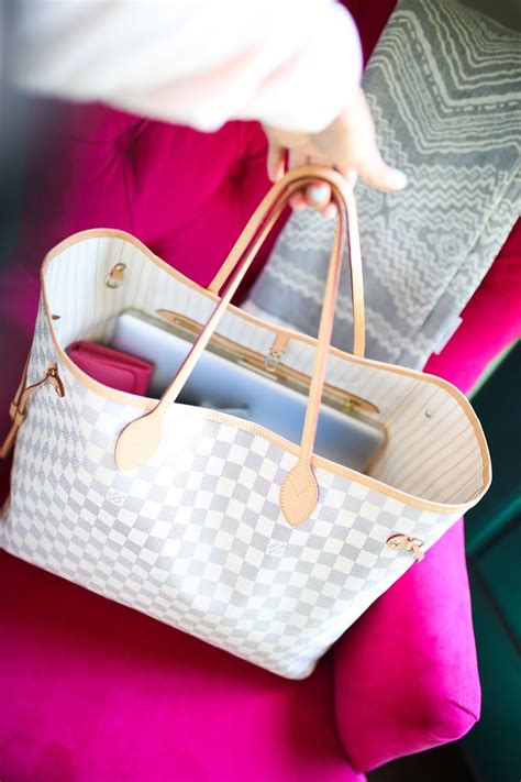 louis vuitton neverfull old vs new|louis vuitton neverfull with strap.